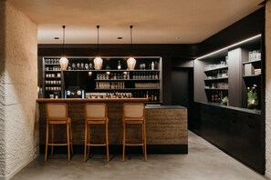 Bar (en la propiedad)