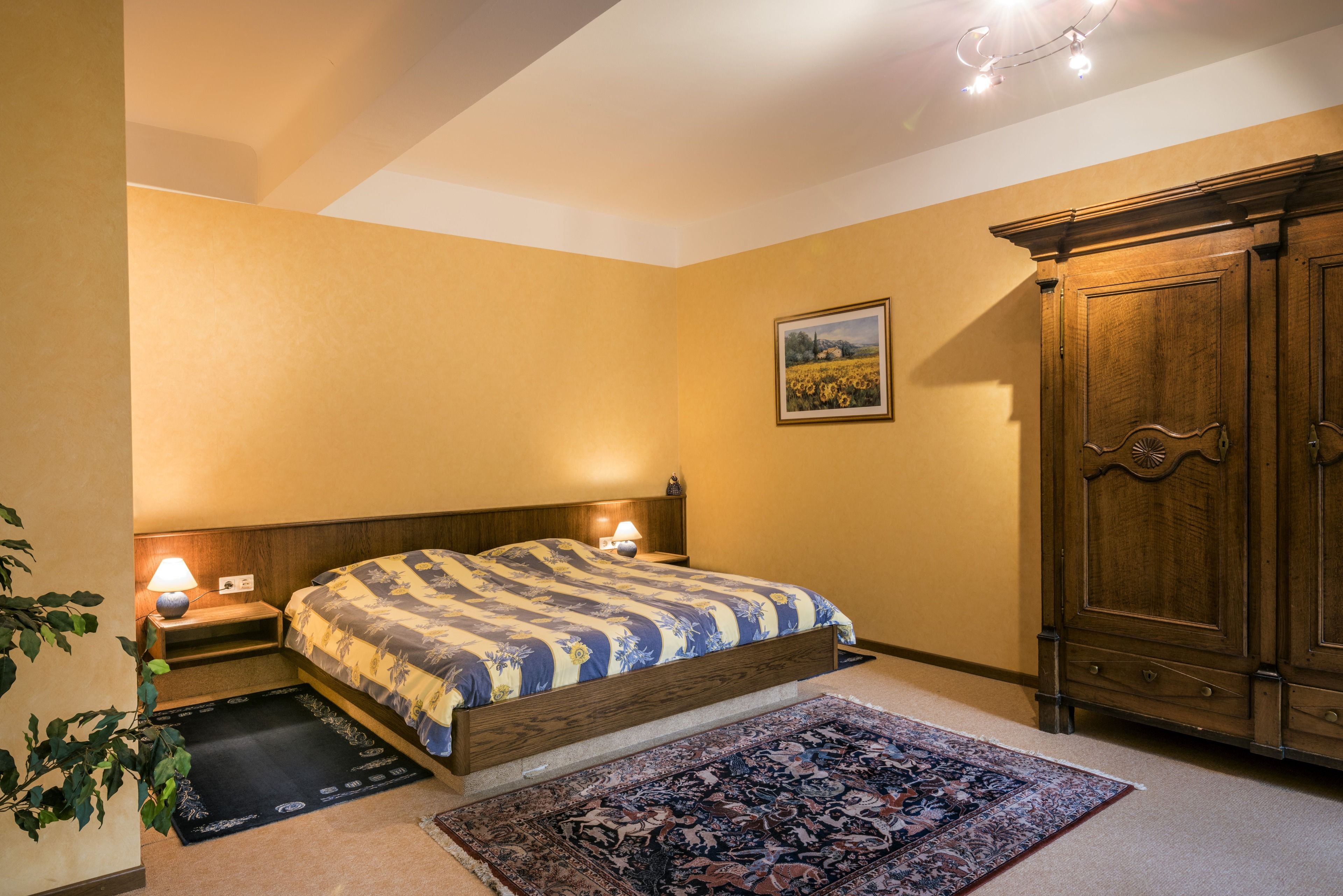 1 bedroom, premium bedding, minibar, in-room safe