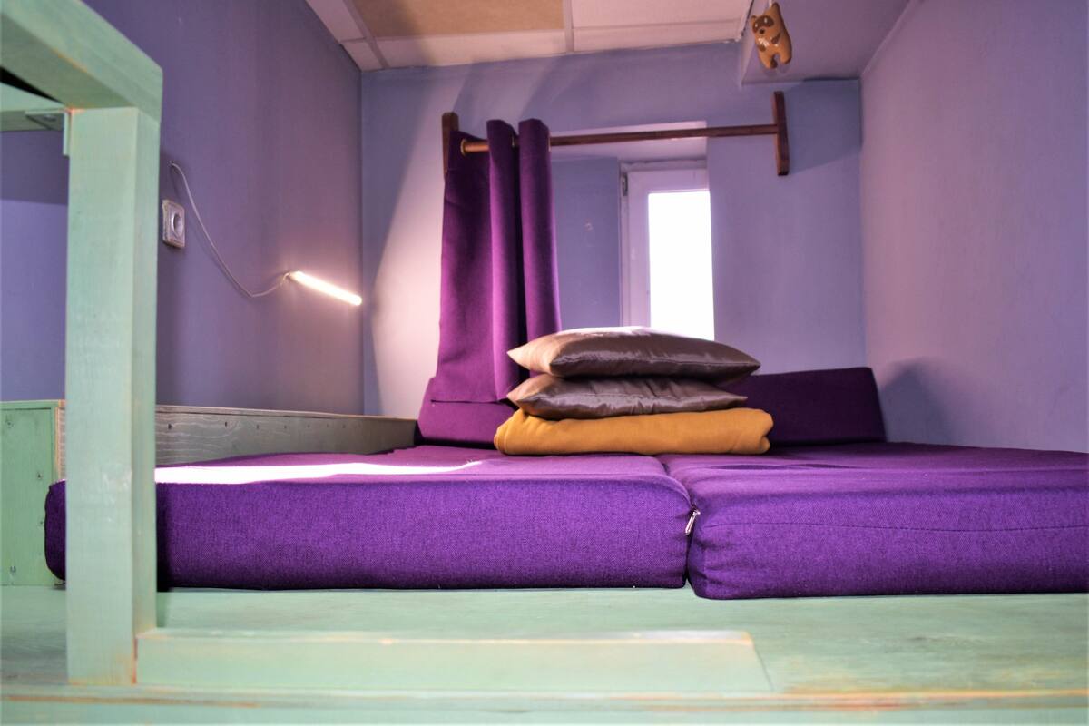 Eenvoudige kamer, 1 twee- of 2 eenpersoonsbedden, gemengde slaapzaal | Gratis wifi, beddengoed