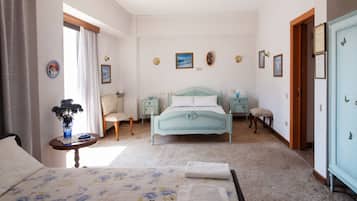 Apartment, 3 Bedrooms | 3 bedrooms, iron/ironing board, free WiFi, bed sheets