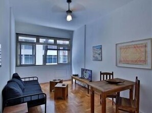 Appartement Standard, 2 chambres | Salle de séjour