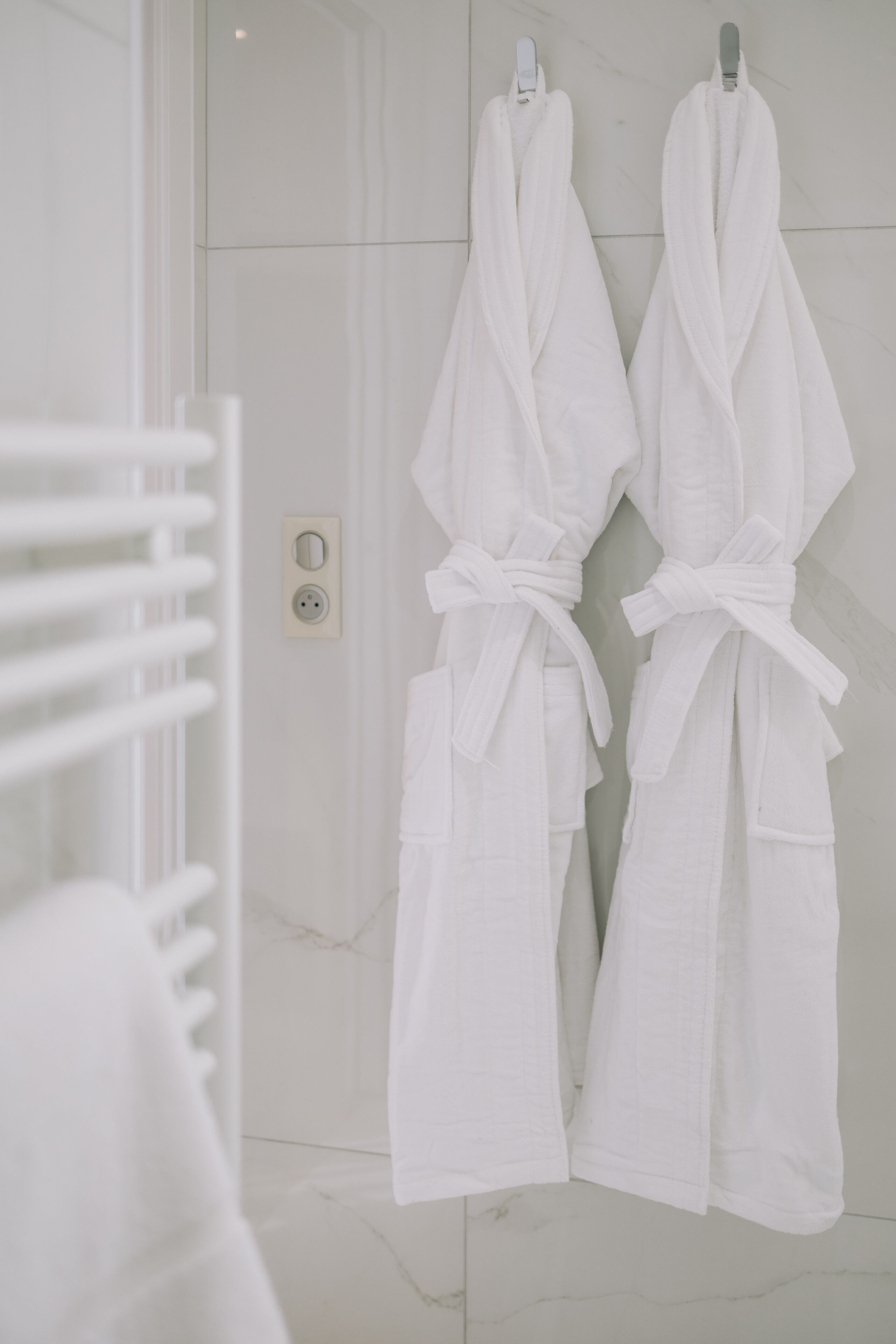 family room, 2 bedrooms | bathroom | shower, eco-friendly toiletries, hair dryer, slippers