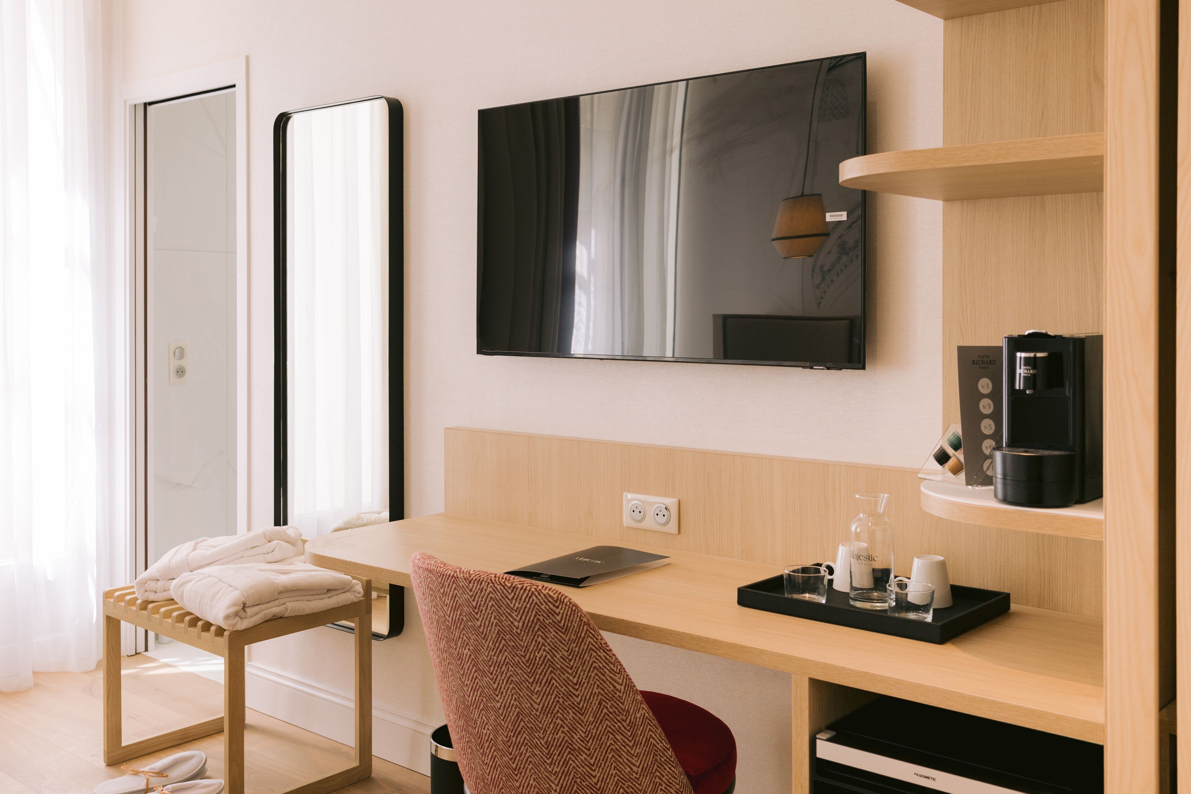 deluxe double room | 1 bedroom, premium bedding, in-room safe, soundproofing