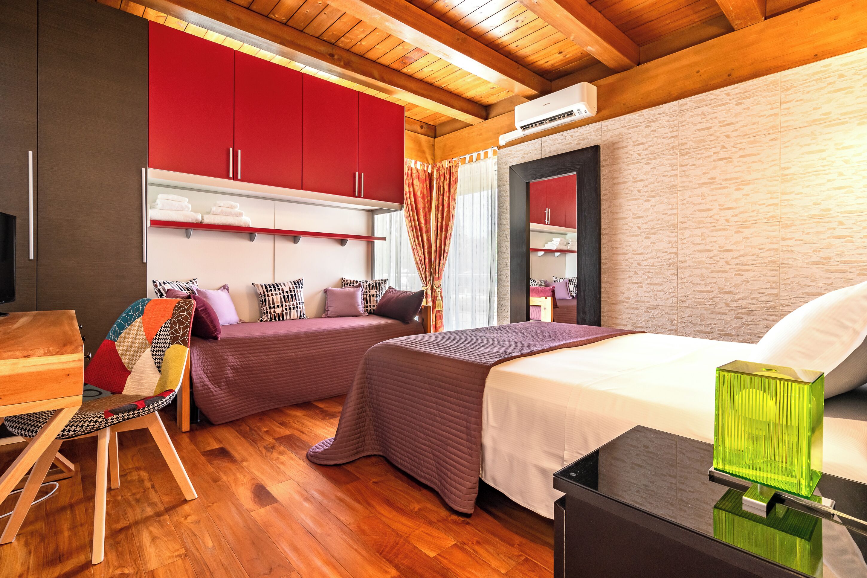 Camera, bagno privato, vista piscina | Biancheria in cotone egiziano, biancheria da letto di alta qualità