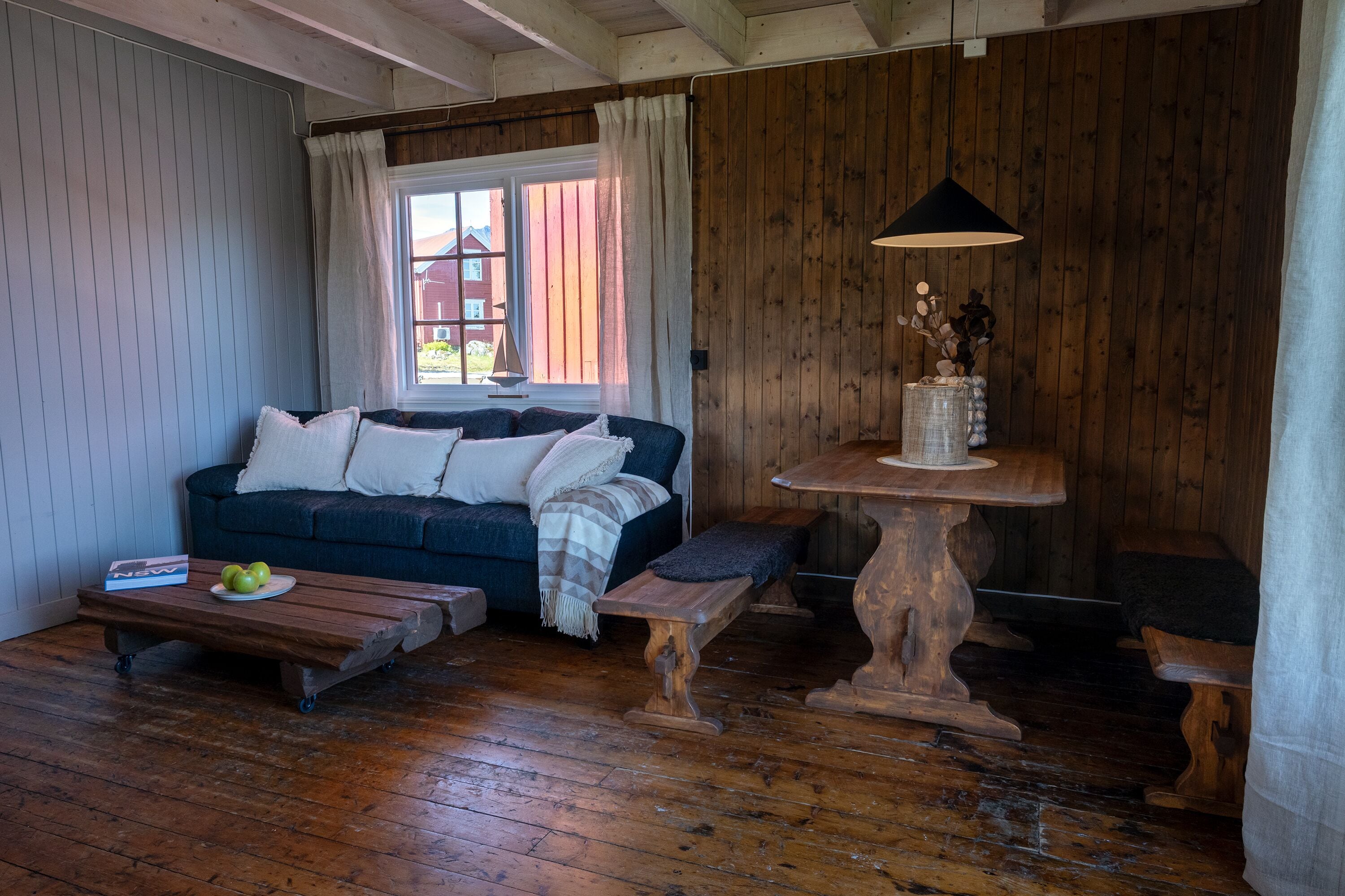 Standard Condo, 1 Bedroom | Living area