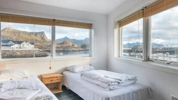 Economy-rum - delat badrum | Individuell inredning, unika möbler, gratis wi-fi och sängkläder