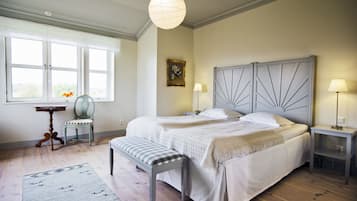 Superior Double Room | Desk, laptop workspace, soundproofing, free WiFi