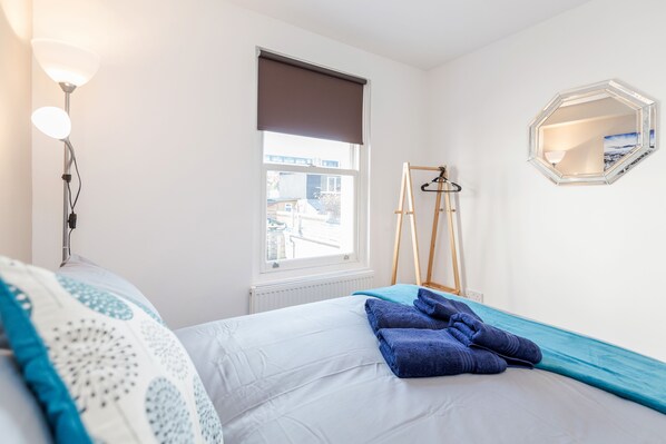 Unclassified image, 1 of 9, button - Watford Junction Apartment (Watford)