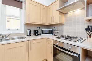Apartment, 2 Bedrooms | Private kitchen - Watford Junction Apartment (Watford)