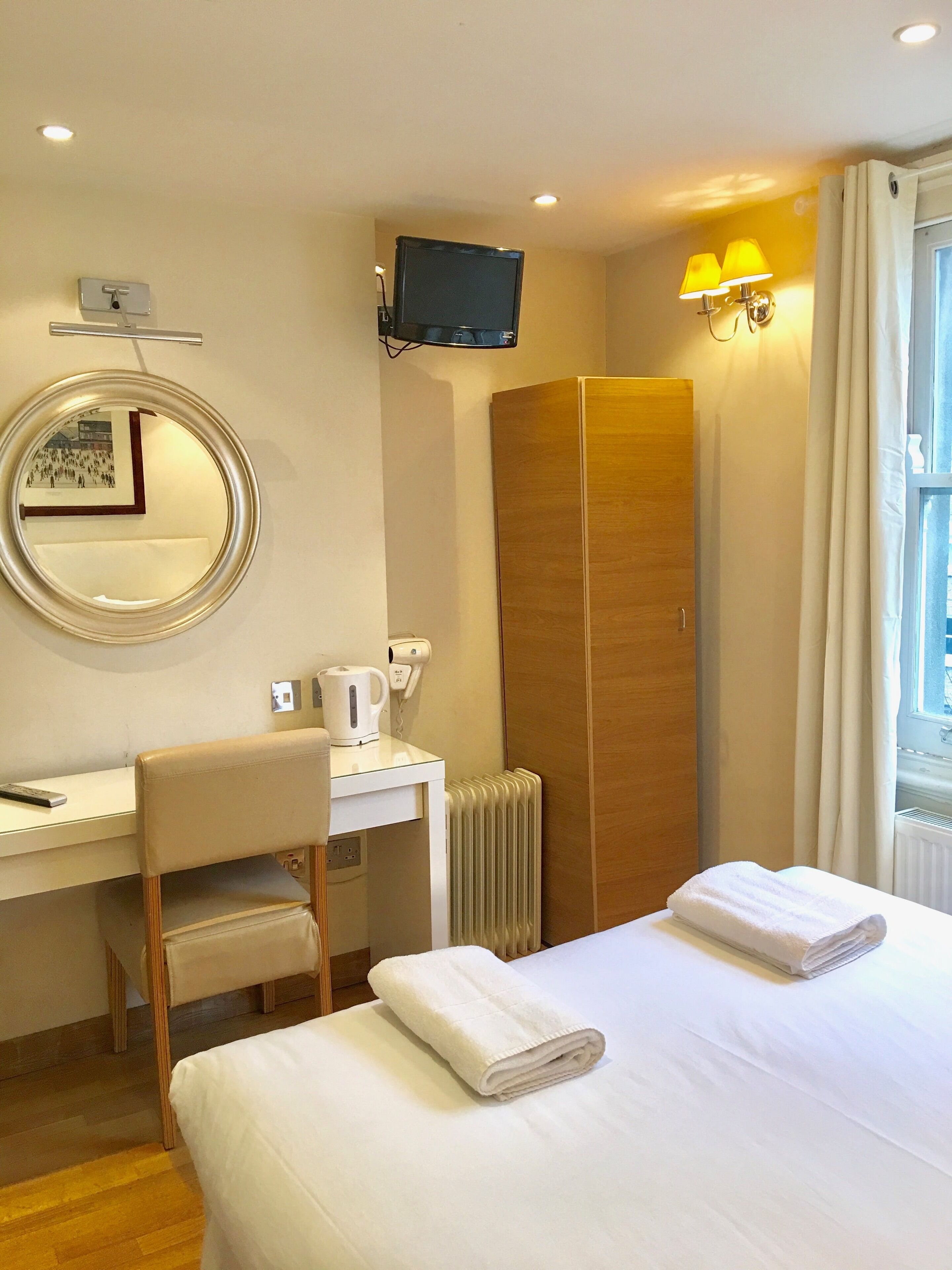 Photo - The Paramount Hotel