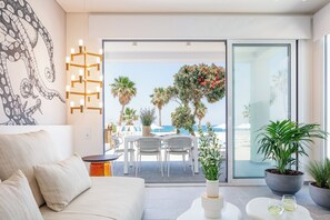Deluxe Villa, 3 Bedrooms, Sea View | Living area - Thalasses Villas Rethymno (Rethymno)