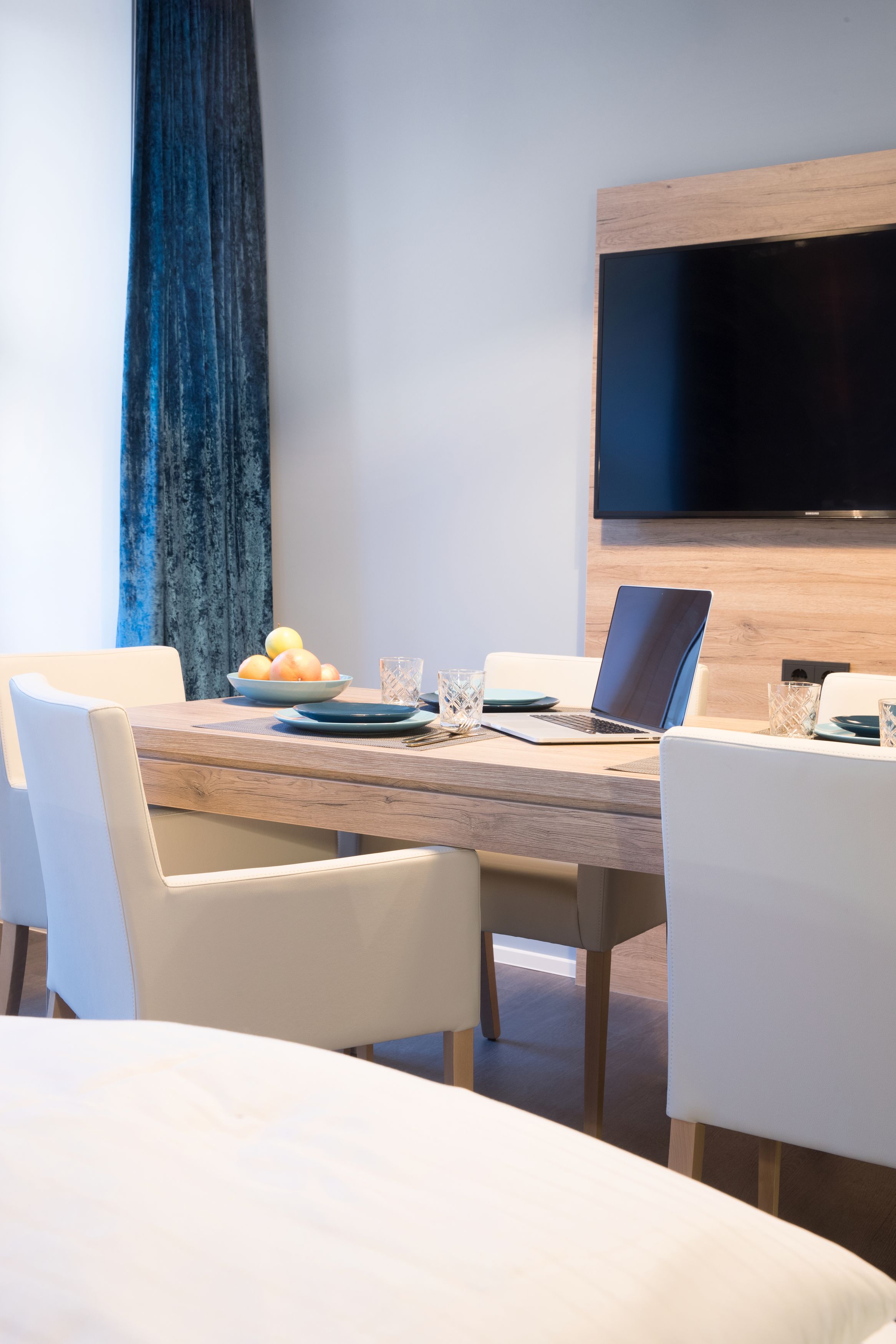 Apartment, 3 Schlafzimmer | Essbereich im Zimmer