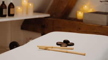 Espace de soins pour les couples, sauna, bain à remous, hammam, hammam