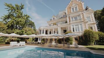 Bagian depan properti