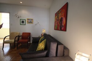 Standard Apartment, 1 Bedroom | Living room - GoHouse Albuquerque 305 (Rio de Janeiro)