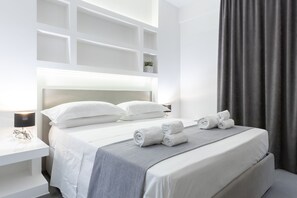 Camera Basic | 1 camera, biancheria da letto di alta qualità, minibar, una scrivania
