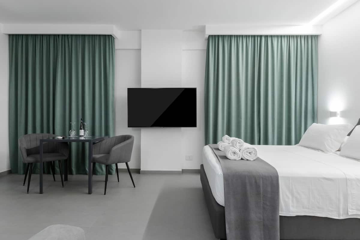 Exclusive Room, Balcony, City View