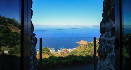 Paradise Ocean View by Analodges