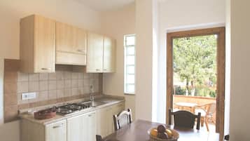 Fridge, stovetop, espresso maker, toaster
