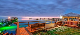 Pelican Bay Resort