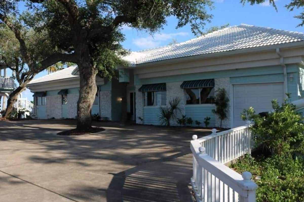 Villa | 1 chambre, literie de qualité supérieure, fer et planche à repasser