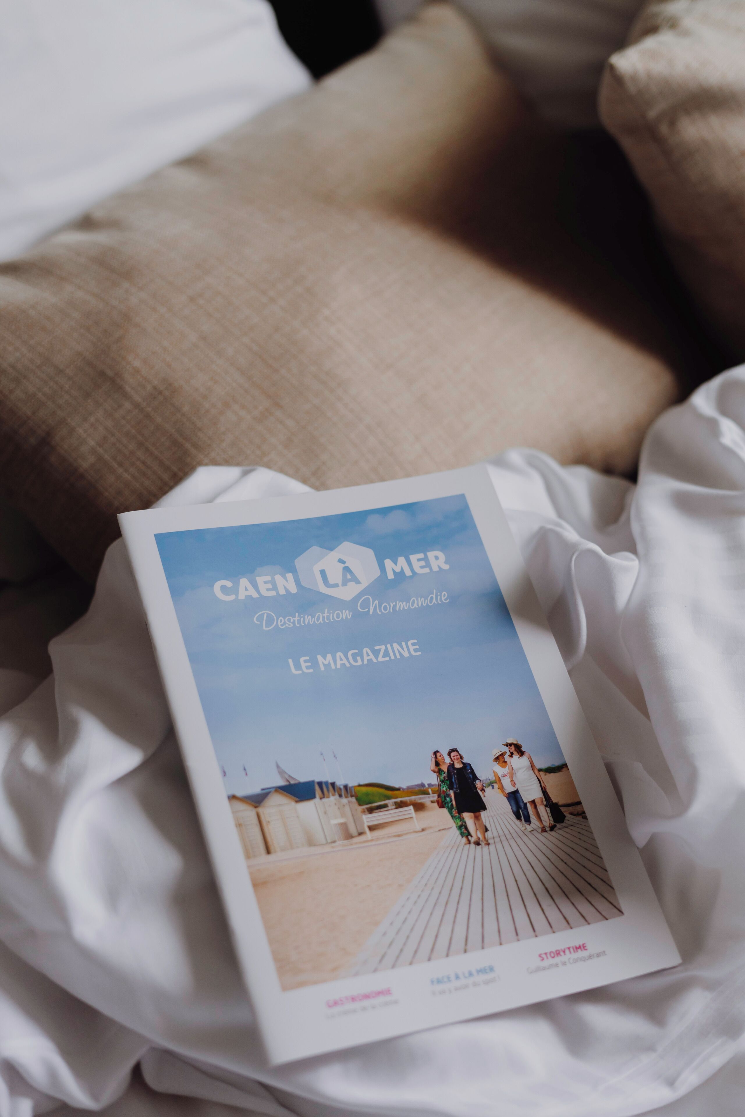 Bureau, rideaux occultants, Wi-Fi gratuit, draps fournis