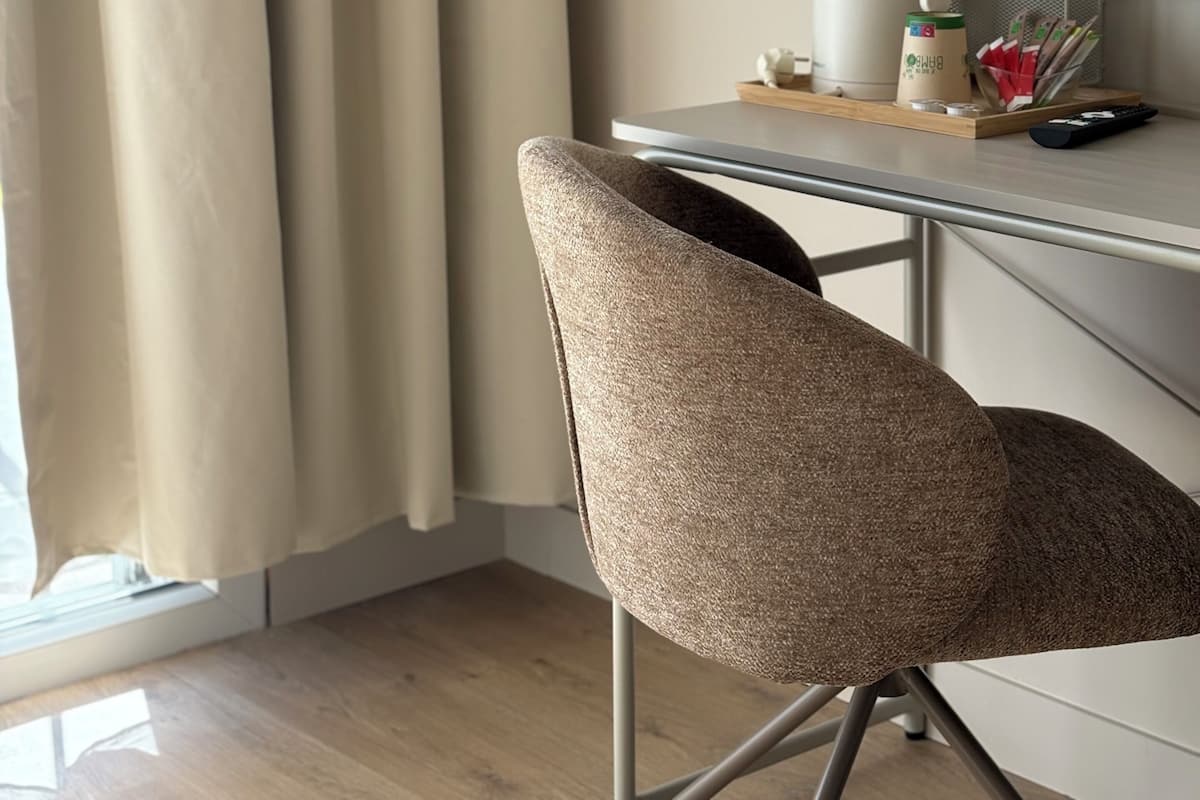 Desk, blackout curtains, free WiFi, bed sheets