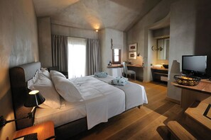 Premium Room | Minibar, in-room safe, soundproofing, free WiFi - Valeni Boutique Hotel & Spa  (Volos)
