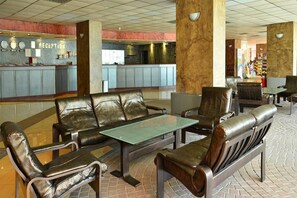 Lobby - Ambassador Hotel (Golden Sands)