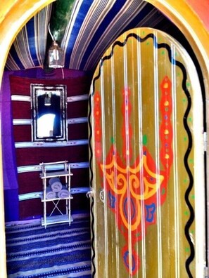 Doppel- oder Zweibettzimmer