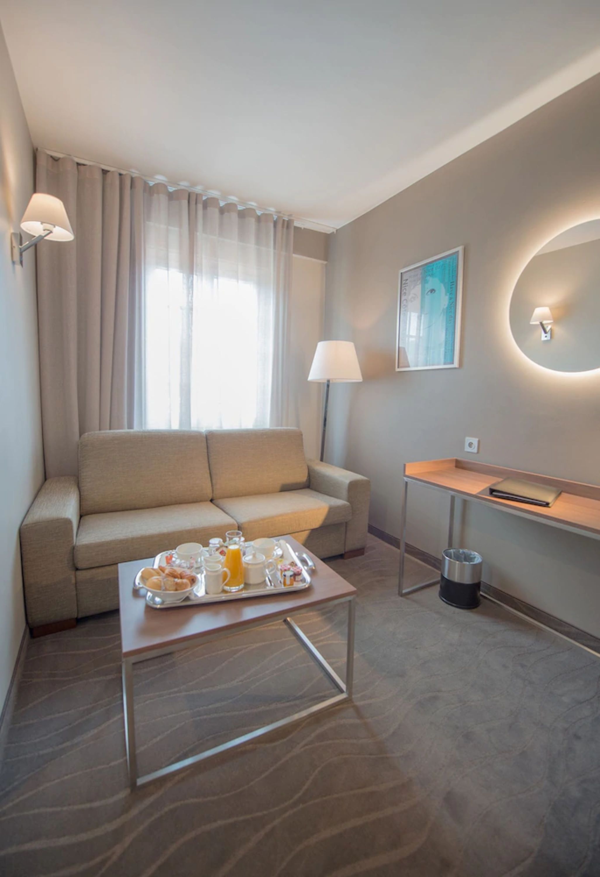 executive quadruple room | living area | flat-screen tv