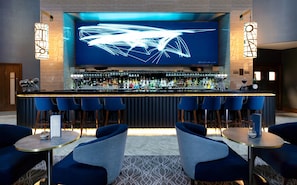 Bar (trong khuôn viên)