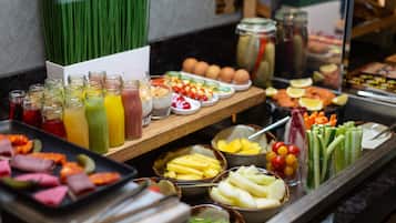 Komplett frukost varje dag (GBP 19.95 per person)