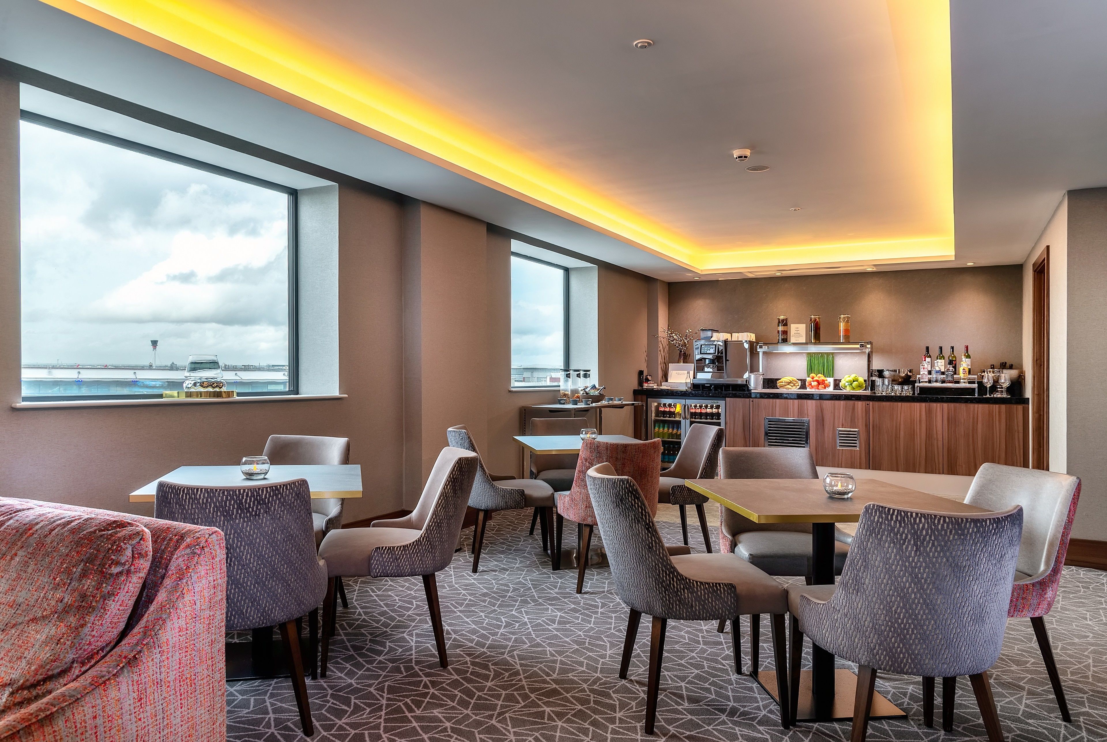 Photo - Crowne Plaza London Heathrow T4 by IHG