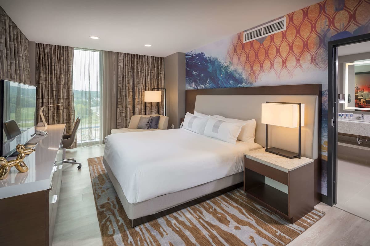 Premium bedding, pillow-top beds, in-room safe, desk