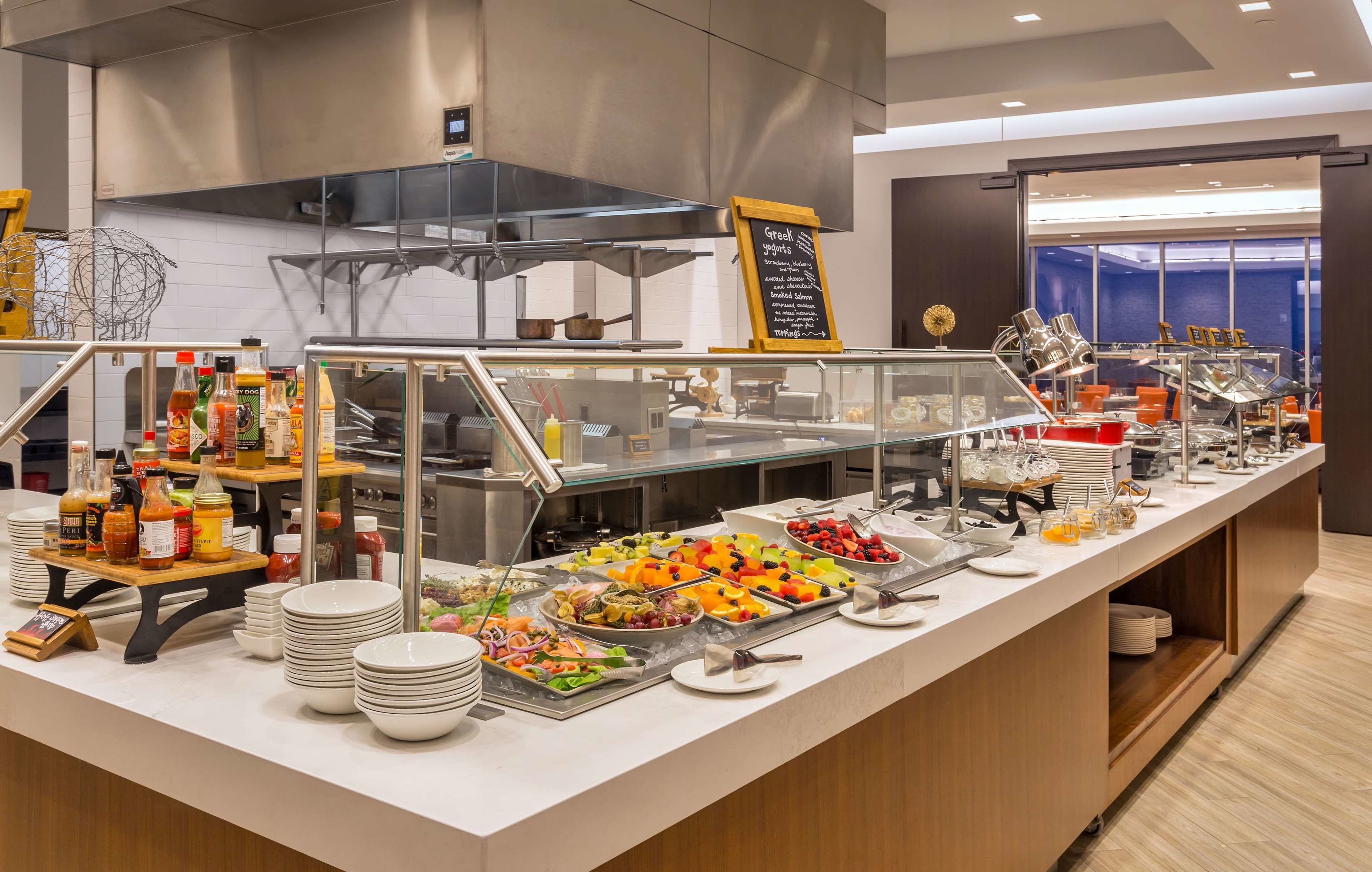 2 restaurants, breakfast, lunch, dinner served; american cuisine