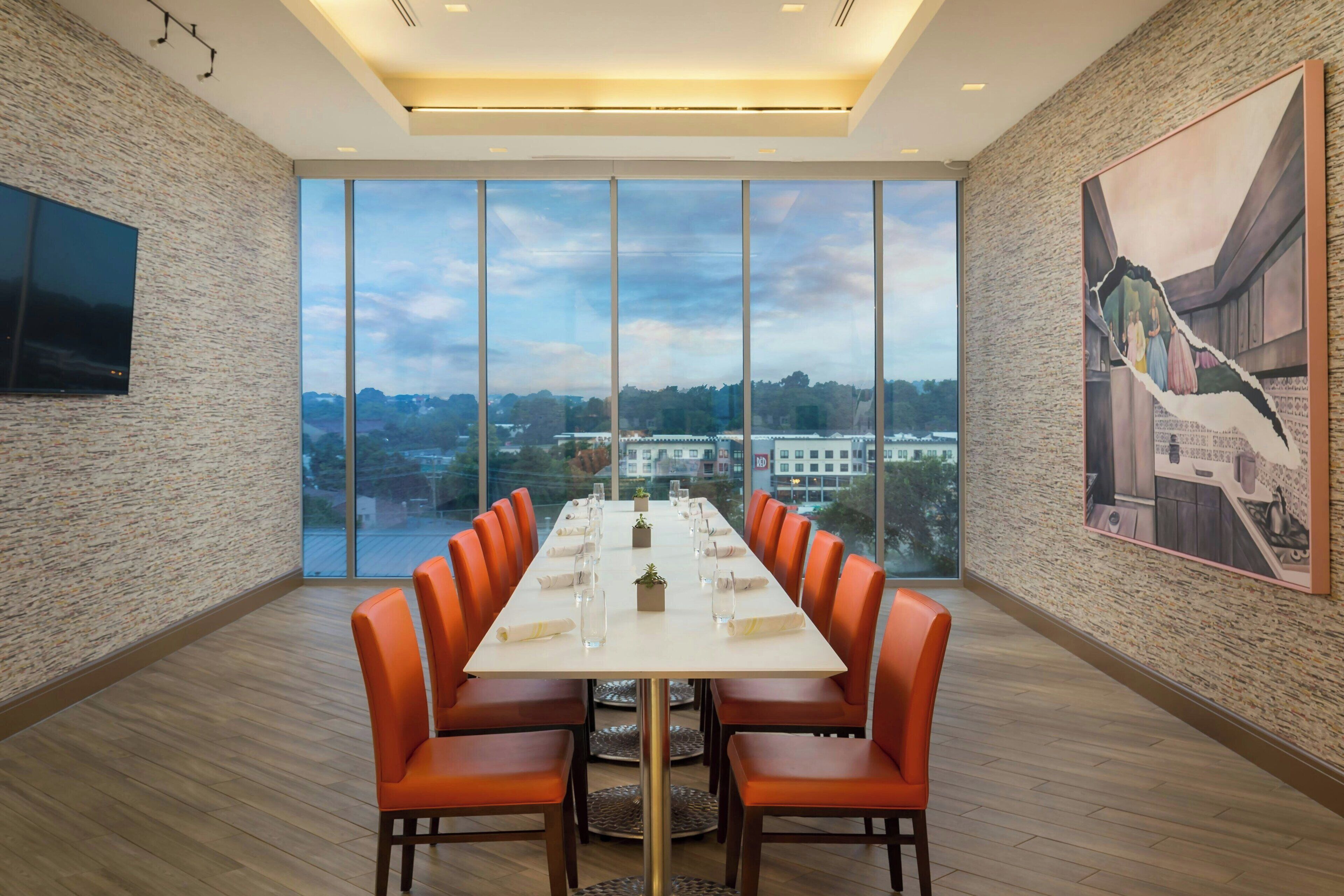 Photo - The Summit Hotel