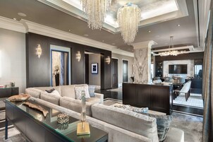 Egyptian cotton sheets, premium bedding, minibar, in-room safe