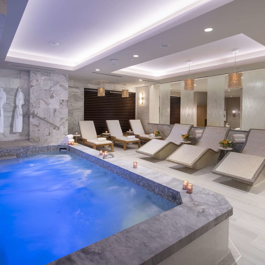 Couples treatment rooms, sauna, hot tub, steam room, body treatments