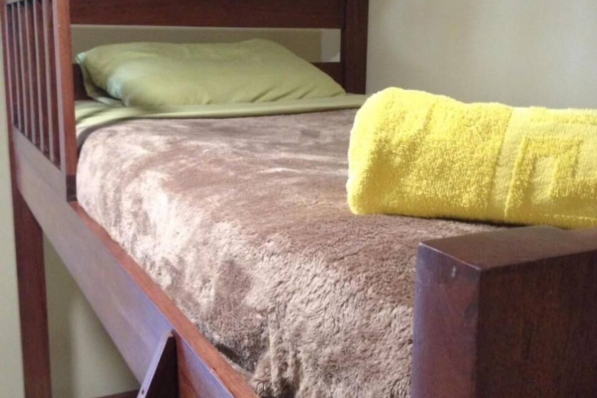 soundproofing, free wifi, bed sheets