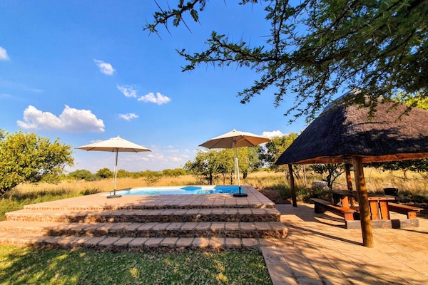 Kolam renang terbuka