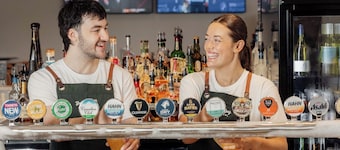 Bateau Bay Hotel