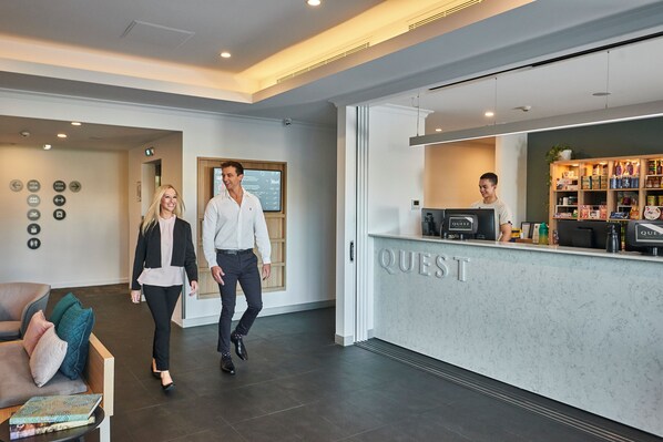 Petit déjeuner continental (15 AUD par personne)