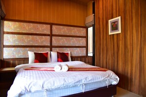 Deluxe-Zimmer | Minibar, Schreibtisch, Verdunkelungsvorhänge, kostenloses WLAN