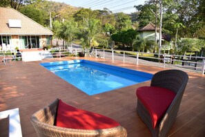 Piscina externa