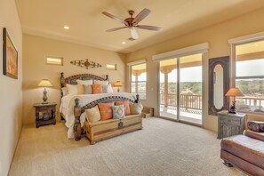 3 bedrooms, iron/ironing board, internet, bed sheets - 'The Hideaway' - Santa Fe-Style Home in Rio Verde! (Rio Verde)