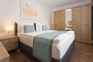 2 Schlafzimmer, Zimmersafe, Bügeleisen/Bügelbrett, kostenloses WLAN