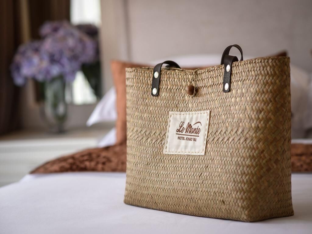 deluxe twin mountain view | room amenity