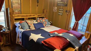 5 bedrooms, desk, iron/ironing board, free WiFi