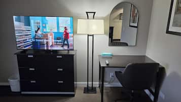 Kamar Single Basic, 1 Tempat Tidur Queen | Wi-Fi gratis dan seprai linen